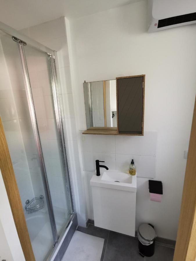 Superbe Appartement Montpellier 8 Personnes 2 Chambres 2 Salles De Bain Wifi Netflix Et Parking Gratuit Екстериор снимка